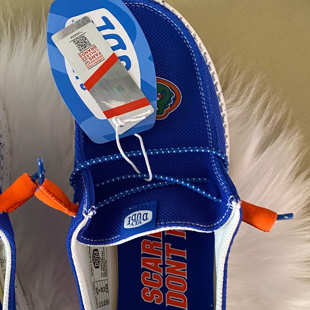Hey Dude WOMENS Florida gators Blue and Orange Shoes size W8 - Picture 7 of 11